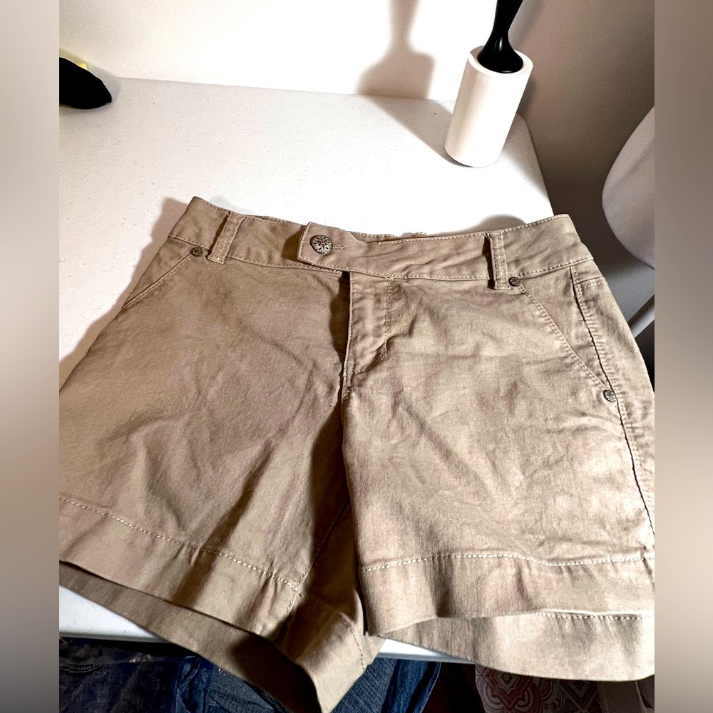 Khaki denim shorts by d. jeans size 8 with 5 inch inseam